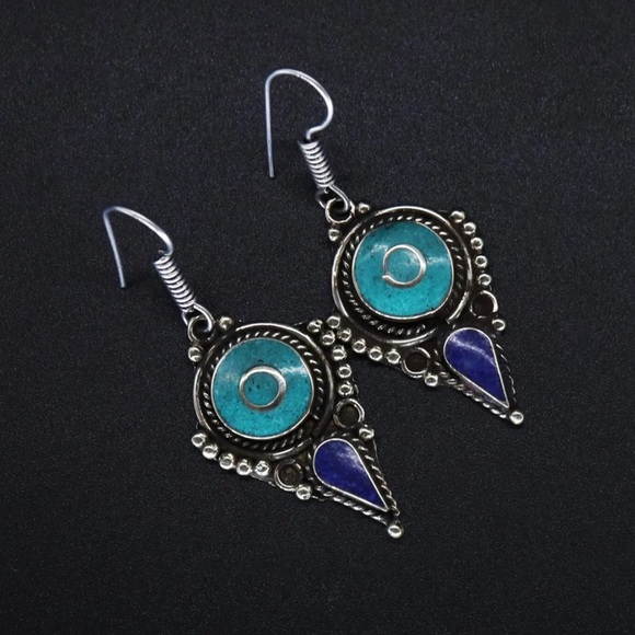 Traditional ethnic Gemstone earrings - Picture 3 of 12